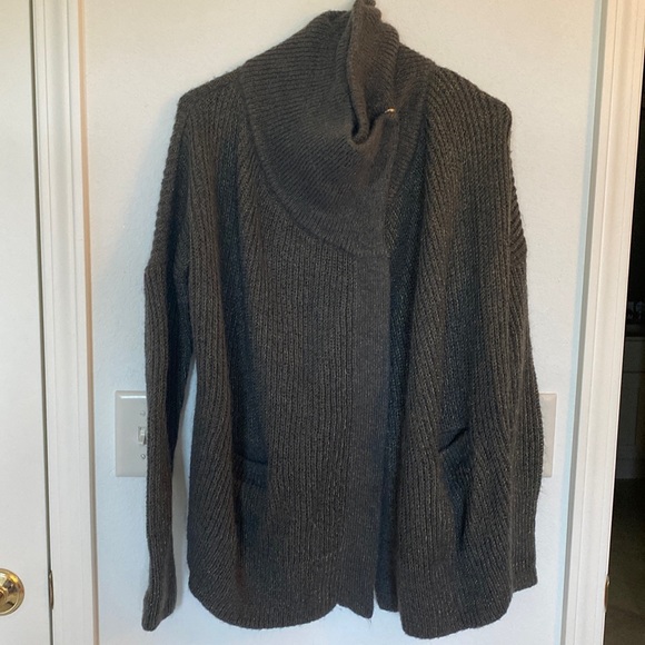 A&F Shimmer Wrap Cardigan - Picture 1 of 5